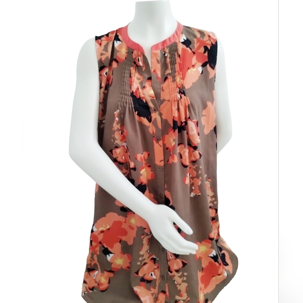Collective Concept Womens Large Sleeveless Split Neck Button Down Pleaded Top
